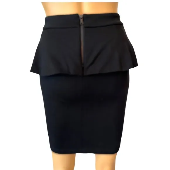 Alice   Olivia Black Stretch Peplum Skirt