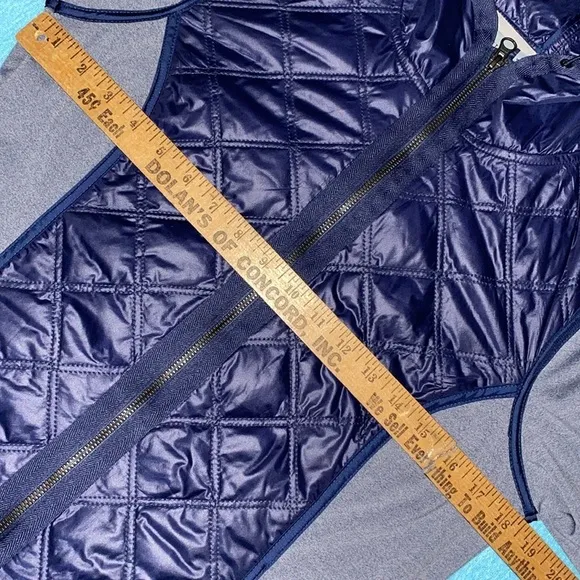 ATHLETA Aries quilted hooded thumbholes zip up weatherproof blue gray NEW size M