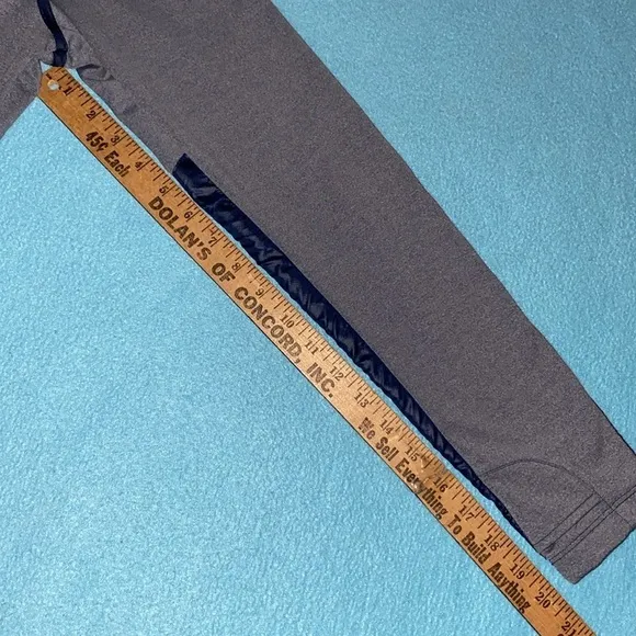 ATHLETA Aries quilted hooded thumbholes zip up weatherproof blue gray NEW size M