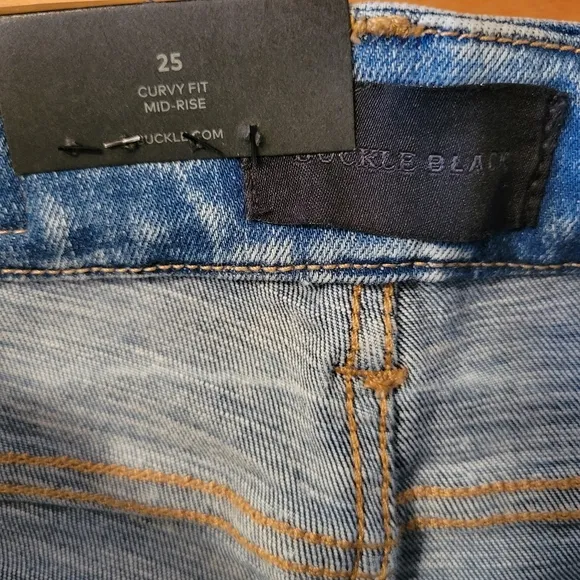 Buckle Black Fit No. 93 Skinny Cuffed Jean