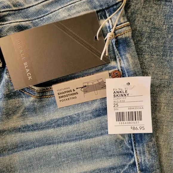 Buckle Black Fit No. 93 Skinny Cuffed Jean