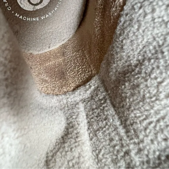 Bzees Glacier Washable Booties Taupe Fabric Size 8.5M