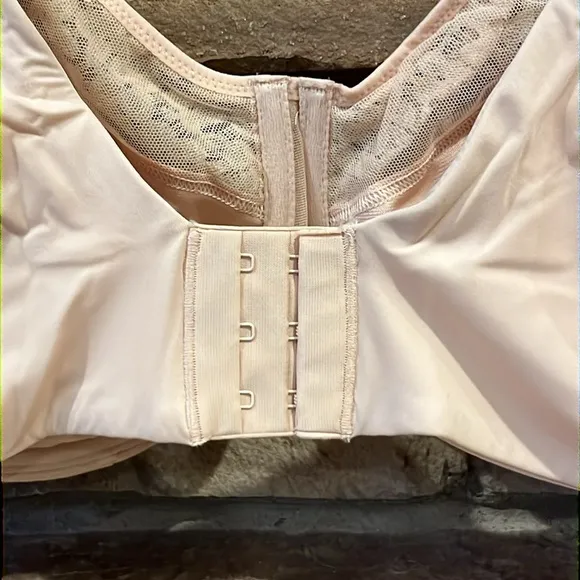 Chantelle Group Norah Floral Stretch Lace T-Shirt Bra Nude Blush