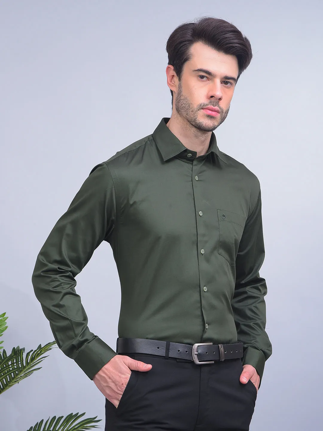 COBB SOLID DARK GREEN SMART-FIT FORMAL SHIRT