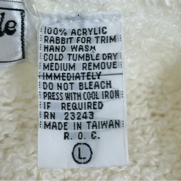 Compatible Sweater Elegant Cream Rabbit Trim Long Sleeve Sweater Top Size Large.
