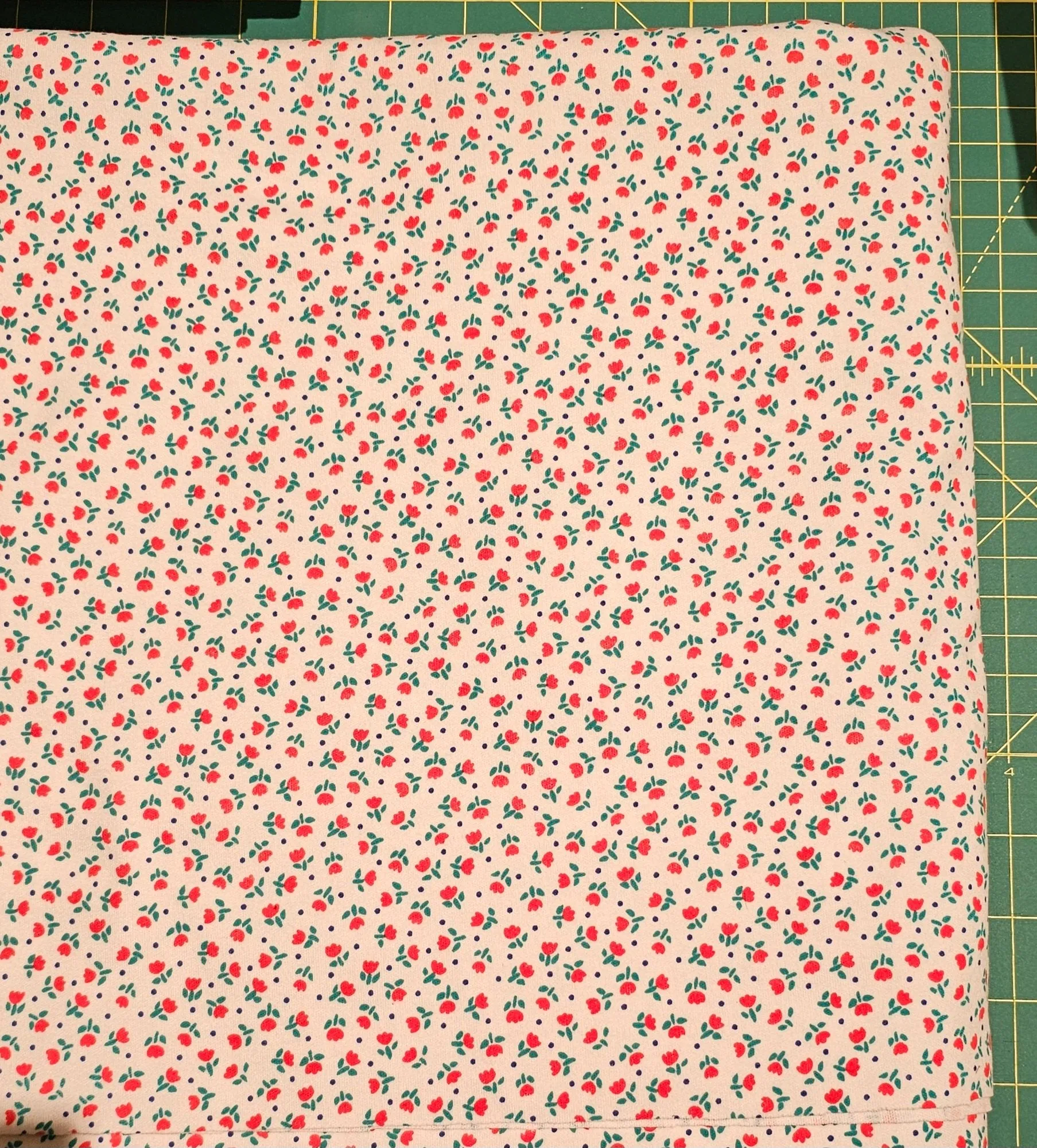 Fabric White Floral Knit 3 Yards Stretch Knit