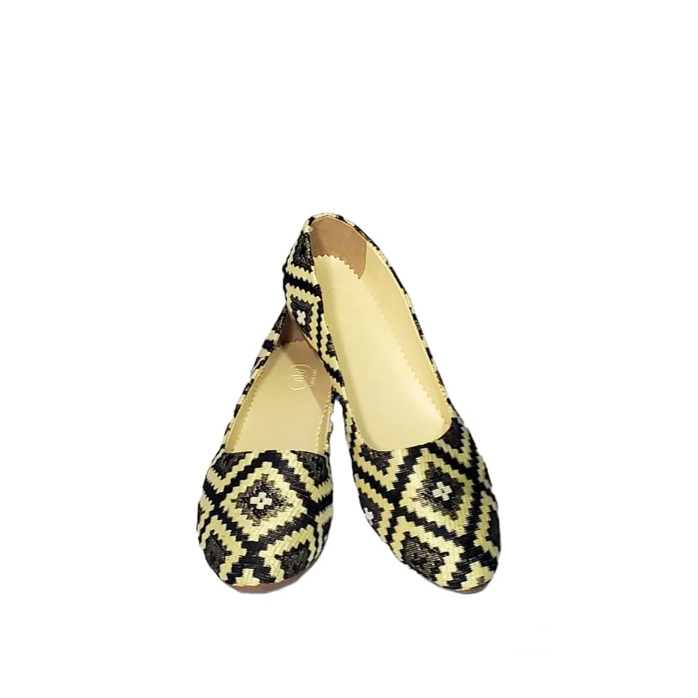 Fashion-Forward Matching Bags and Shoes | Tote Bag, Clutch Purse, and Elegant Ballet Shoes Nk-195