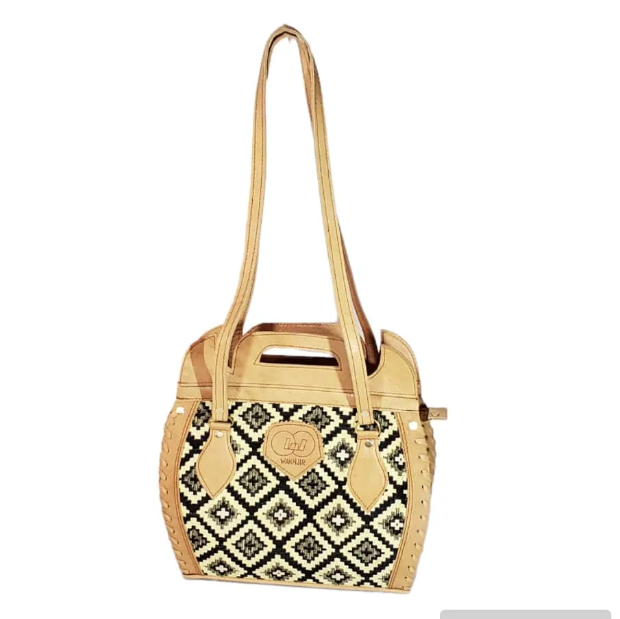 Fashion-Forward Matching Bags and Shoes | Tote Bag, Clutch Purse, and Elegant Ballet Shoes Nk-195