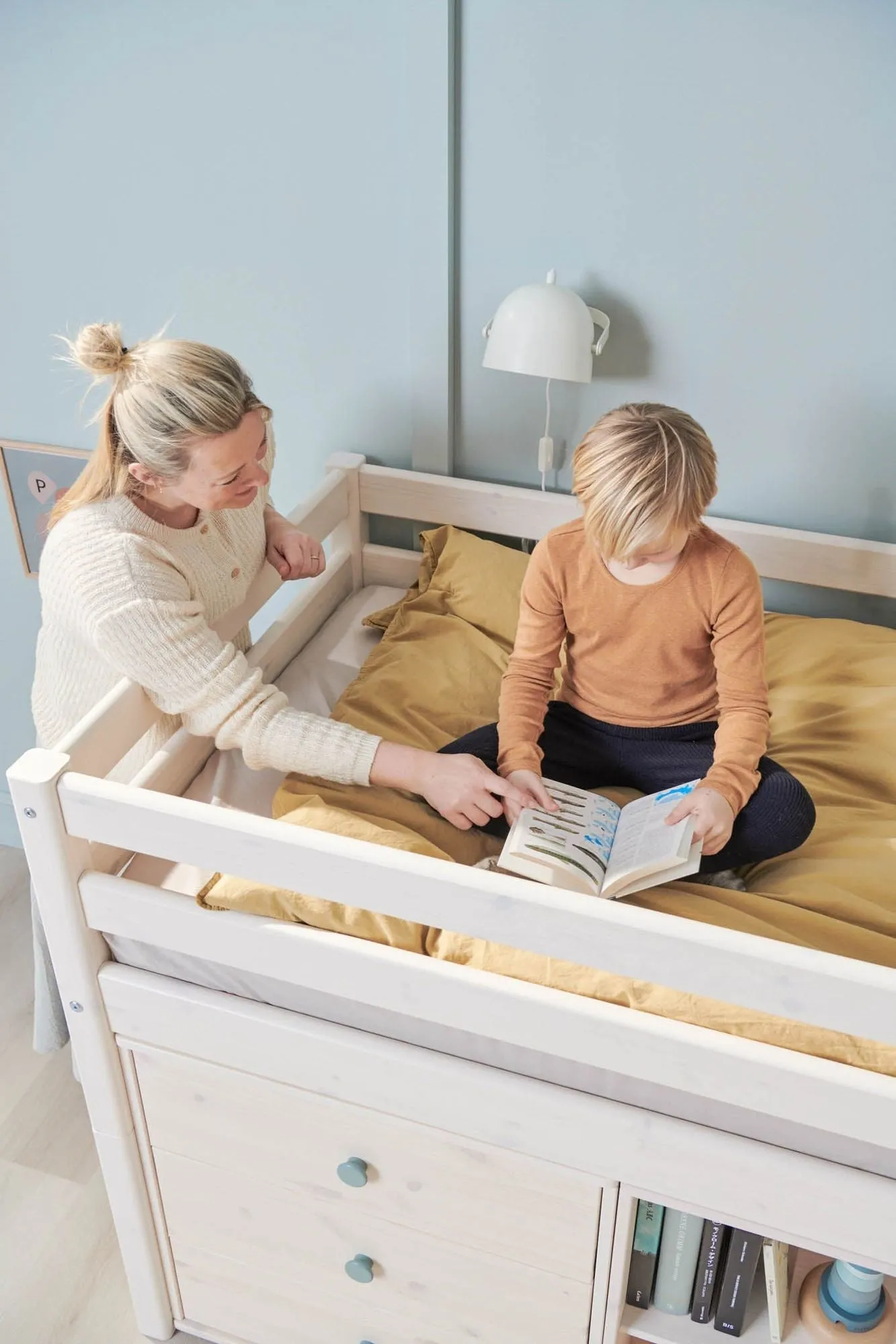 Flexa Mid High Seng med lige stige 