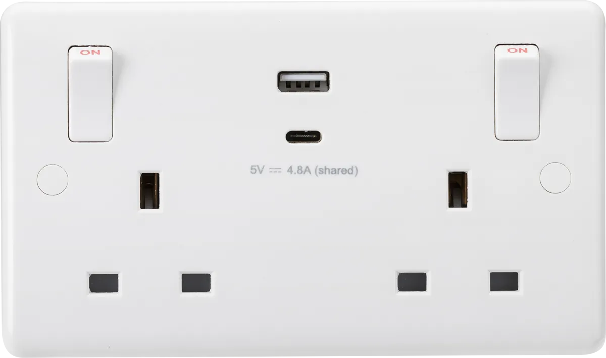 Knightsbridge CU9002 White Curved 13A 2G Switched Socket   2xUSB A C 5V DC 4.8A Shared (Outboard Rockers)