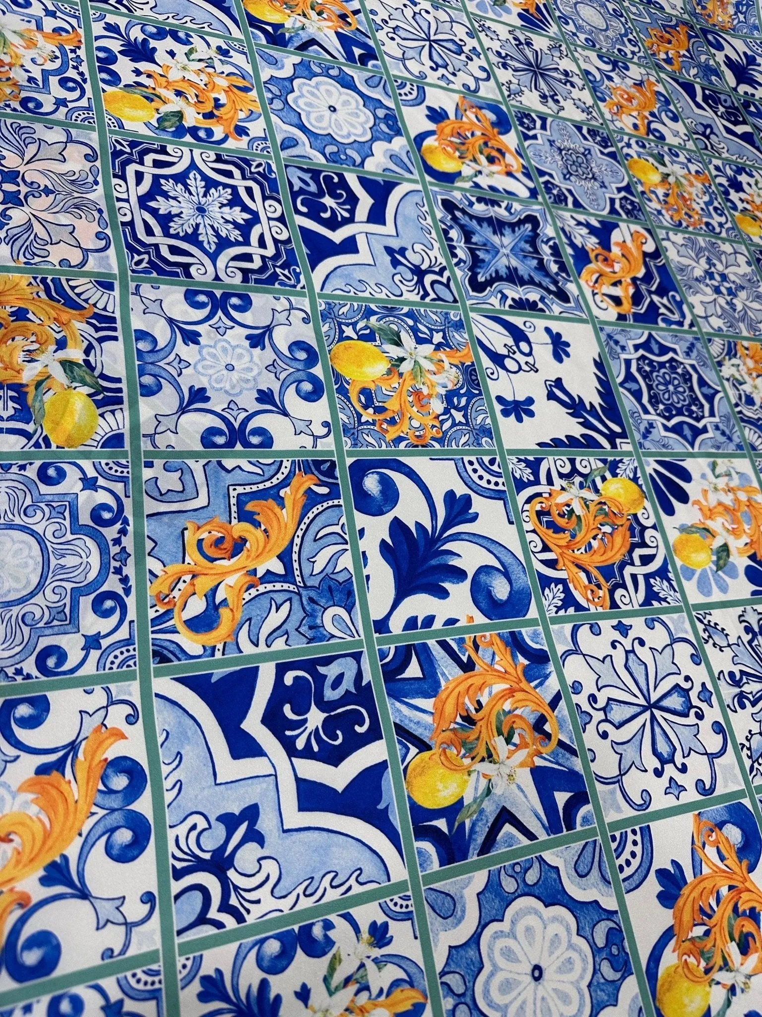 Majolica Lemons Luxury Fabric - Elegant Patterned Textile