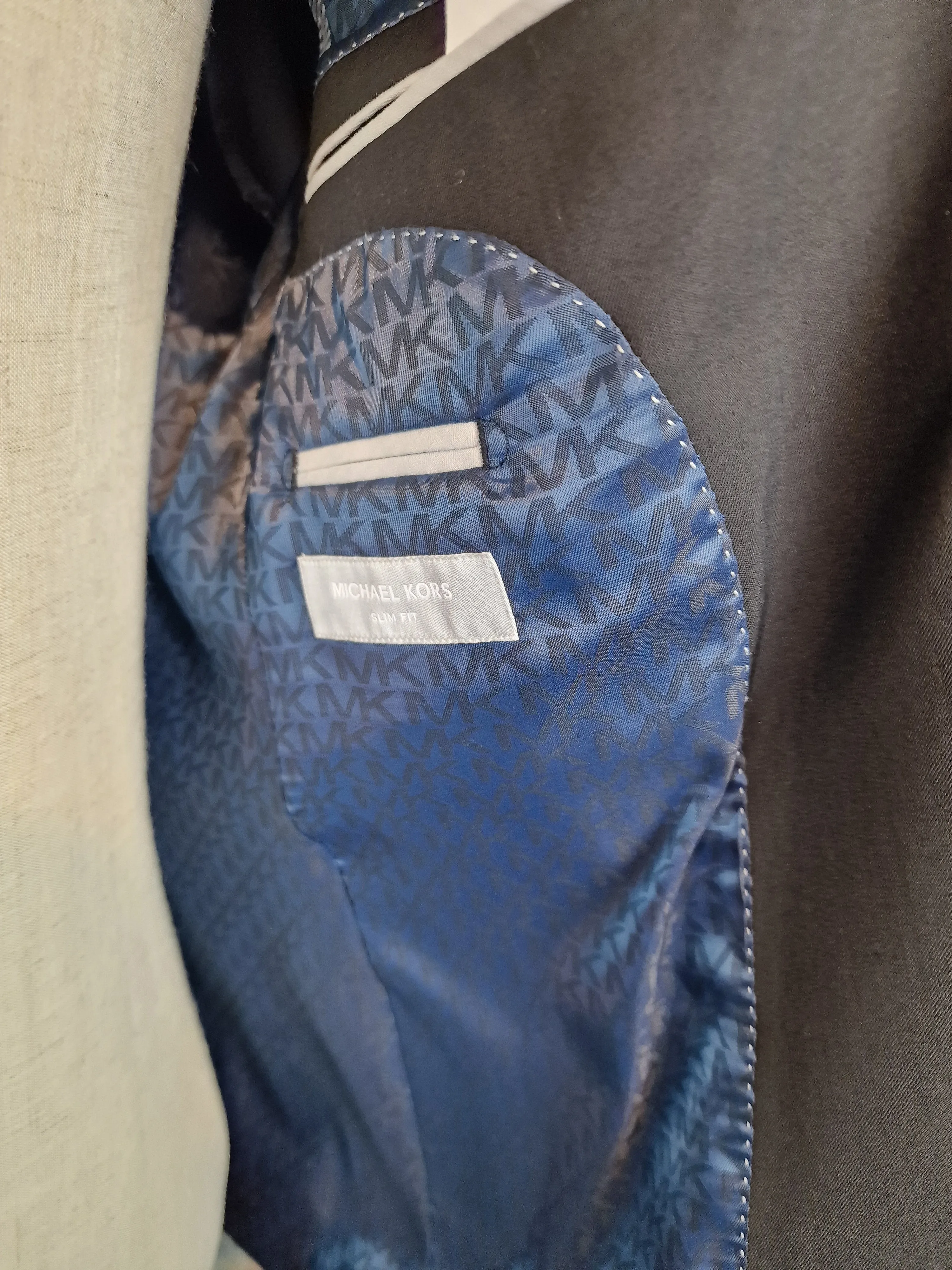 MICHAEL KORS Black Travel Blazer