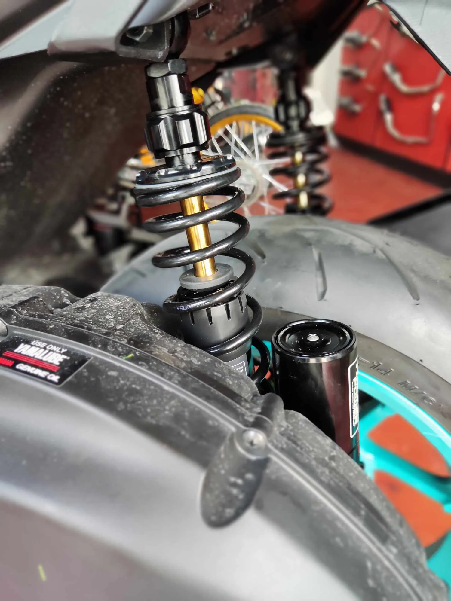 RACE POWER R TECH AEROX / NMAX (BLACK)
