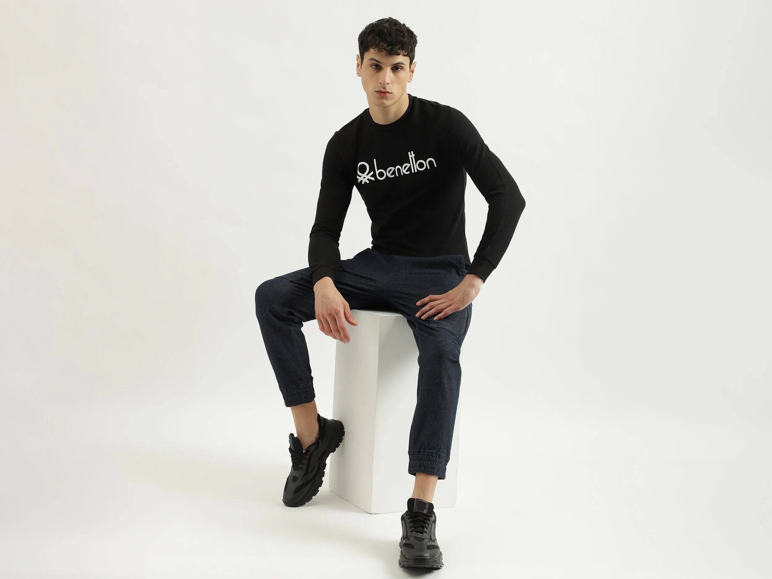 Regular Fit Round Neck Basic Branded Sweatshirt