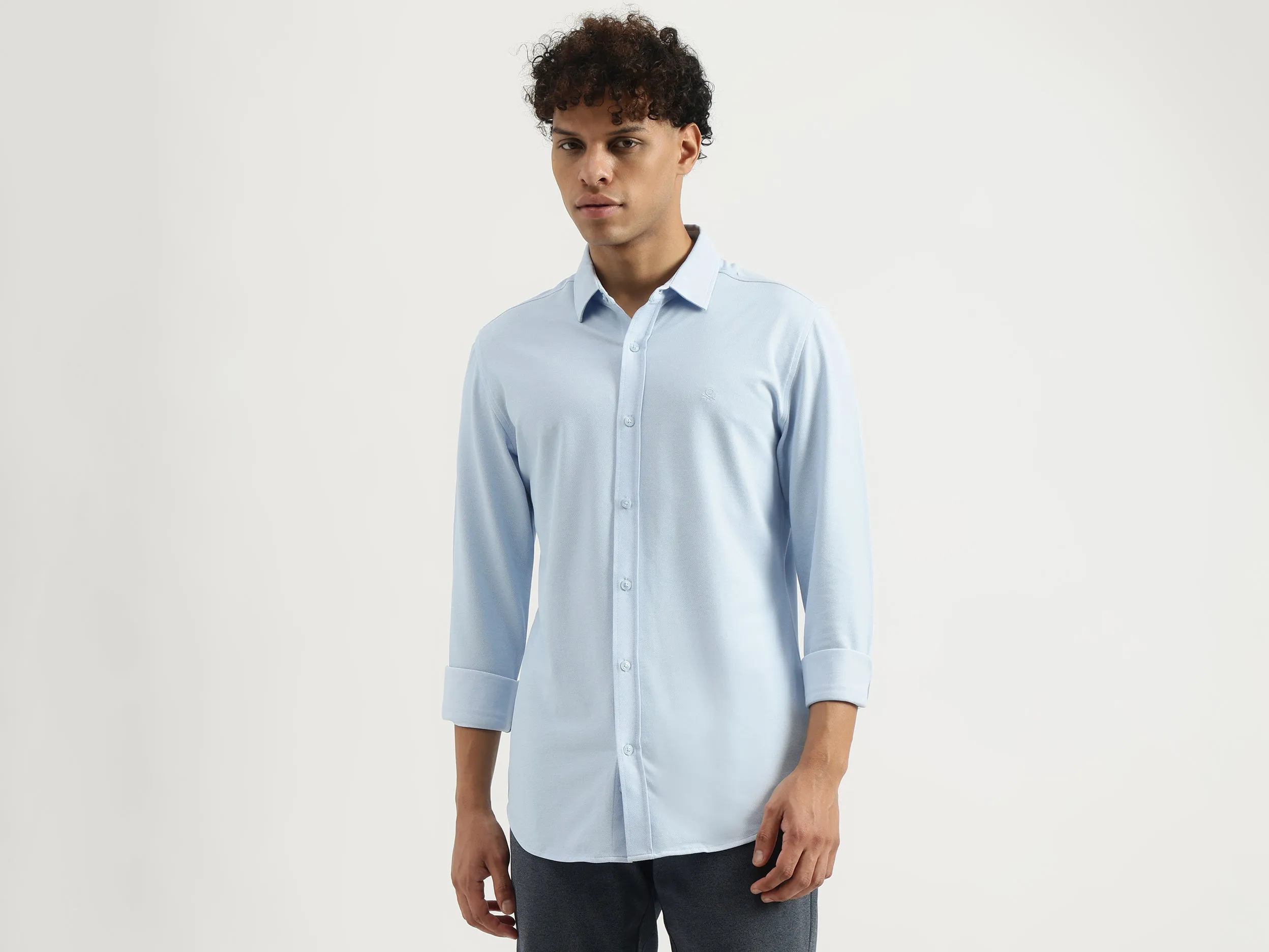 Slim Spread Collar Solid Shirt