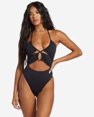 Sol Searcher One Piece Black
