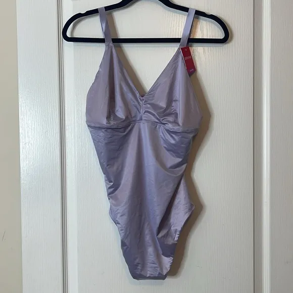 SPANX Satin Shaping Thong Bodysuit Light Orchid 1X