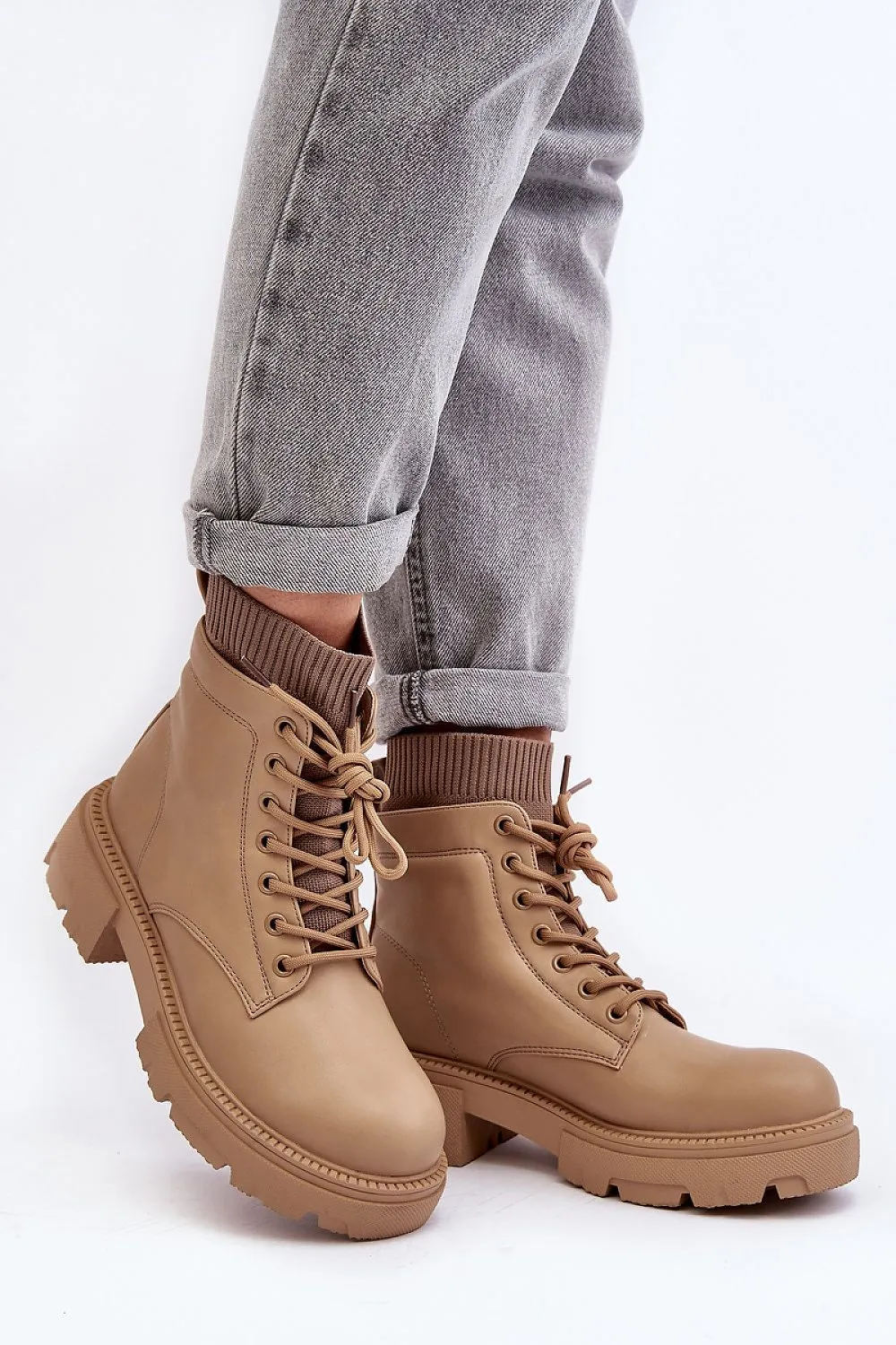 Trapper shoes