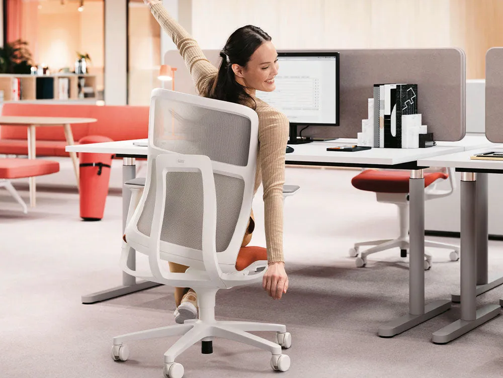Travis 661 Height Adjustable Desk
